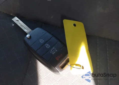 2016 Kia Sorento 2.4L Lx из США, поврежденный, VIN 5XYPG4A36GG069497